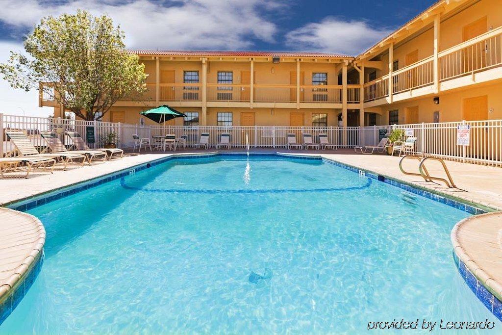 Hotel La Quinta By Wyndham 3*